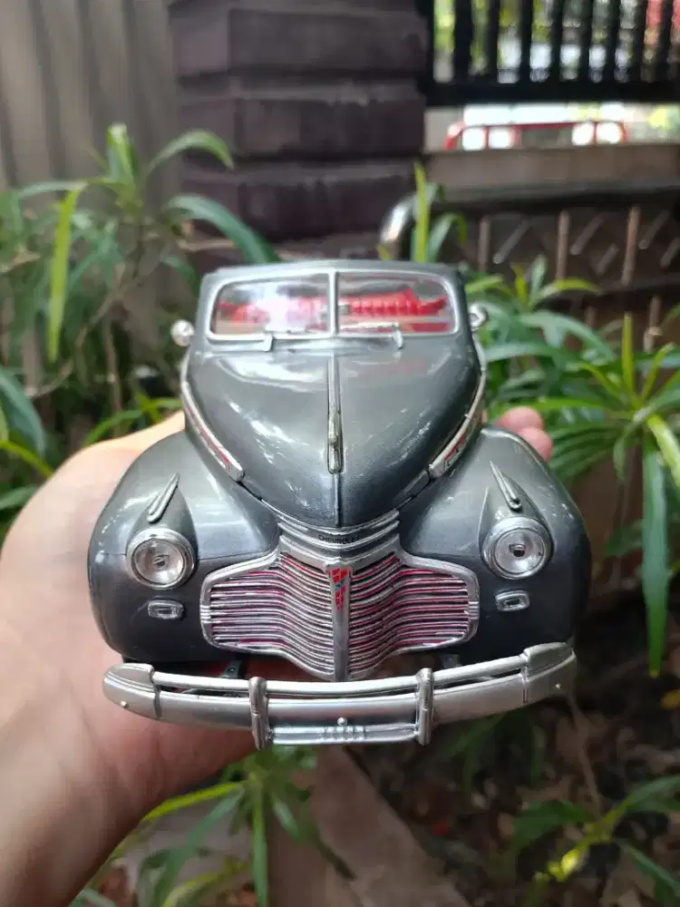 1941 Chevrolet Deluxe Edition by Welly Die Cast