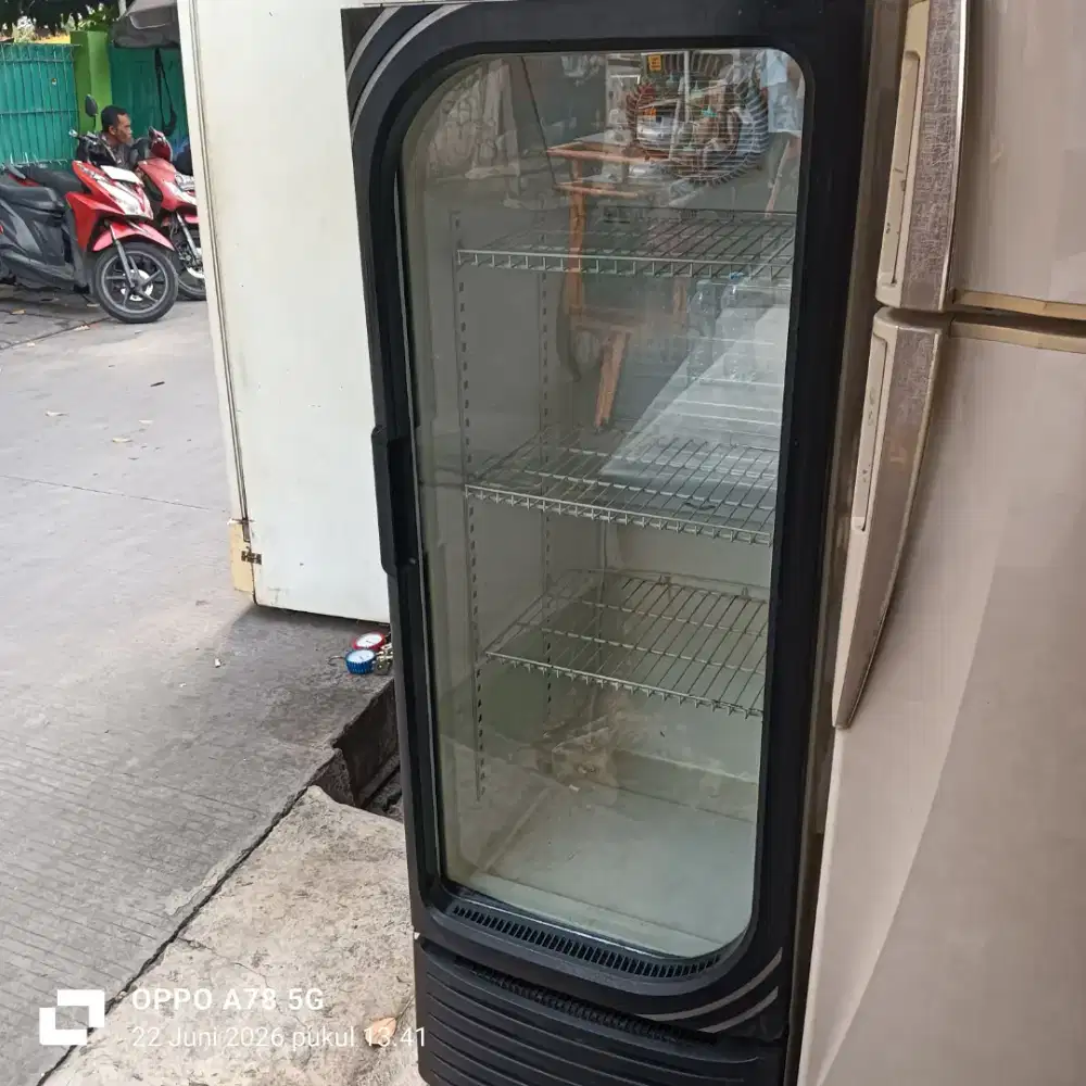 jual showcase jakarta barat