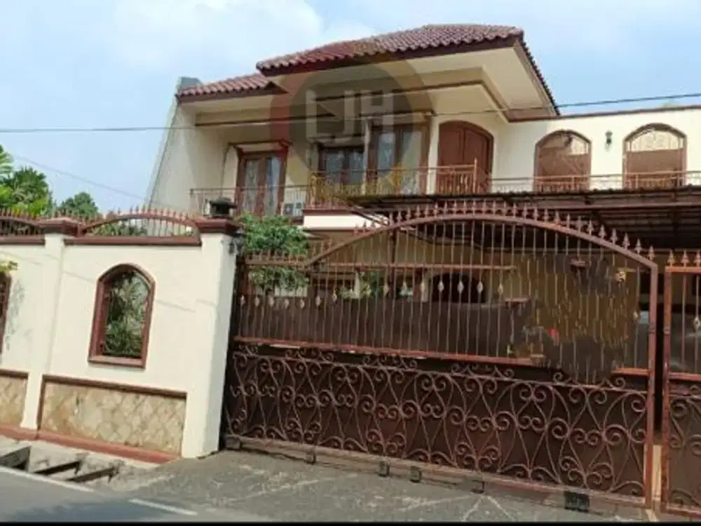 Rumah dijual Jl. Dukuh Dekat Pintu Toll Taman Mini, Jakarta Timur