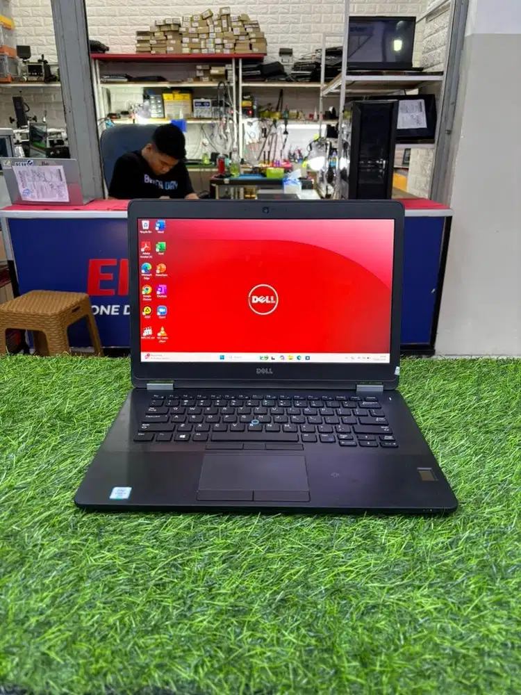 Jual Laptop Dell Latitude i7 8/256