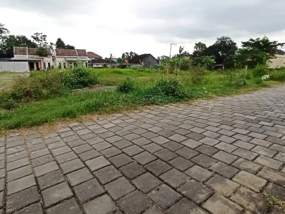 Dekat Sleman City Hall Tanah Jogja di Jl. Prawiro Sudiyono