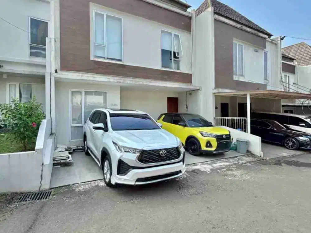 RUMAH CANTIK DALAM TOWNHOUSE DEKAT SEKOLAH CITA BUANA JAGAKARSA
