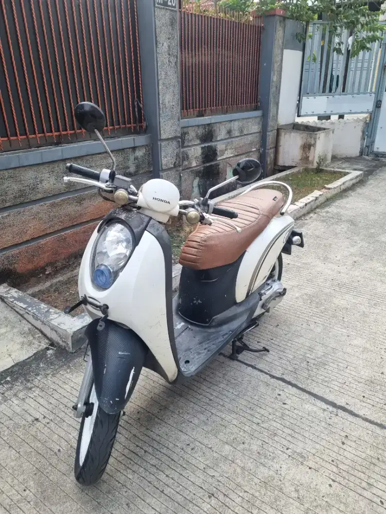 SCOOPY Karbu 2011
