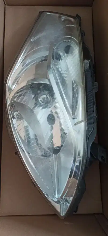 Head Lamp Ertiga 2013