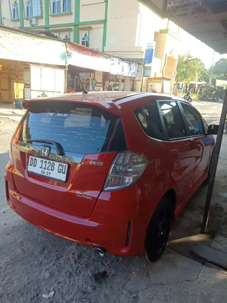 Honda jazz RS metik thn 2014