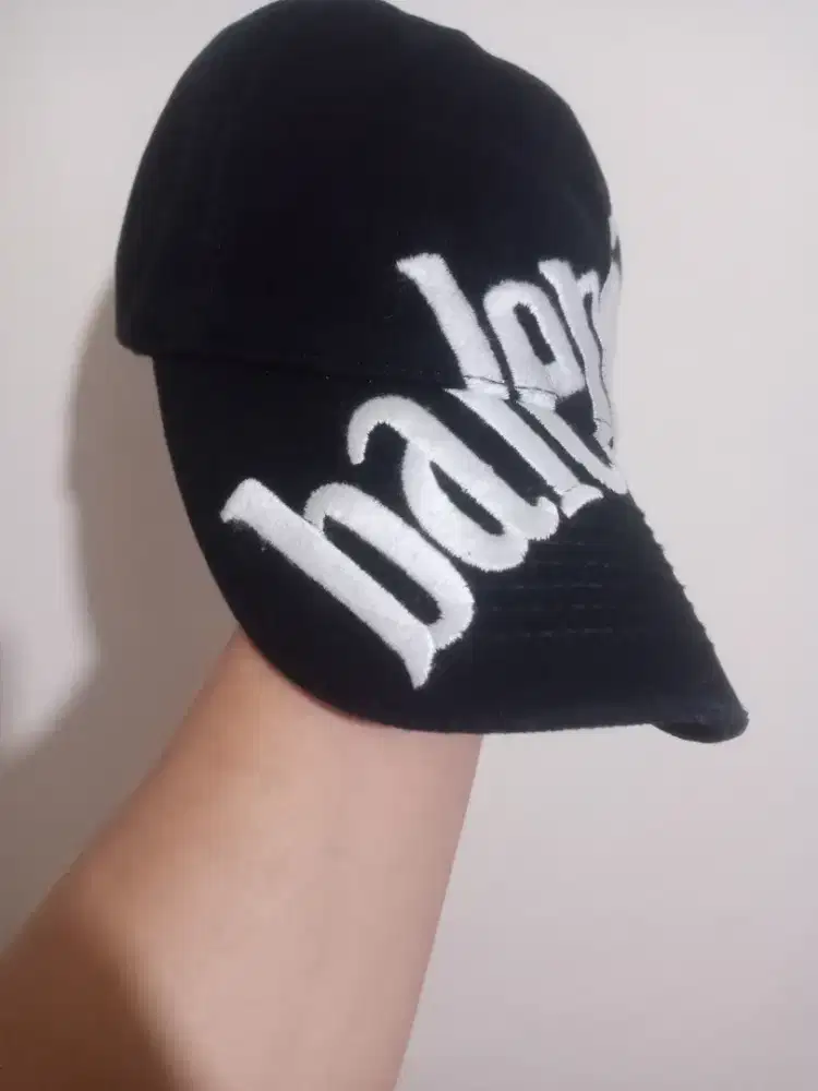 Topi Balenciaga ori