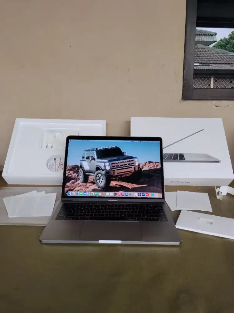 Macbook Pro 2016 8/256 Fullset iBox Space Grey