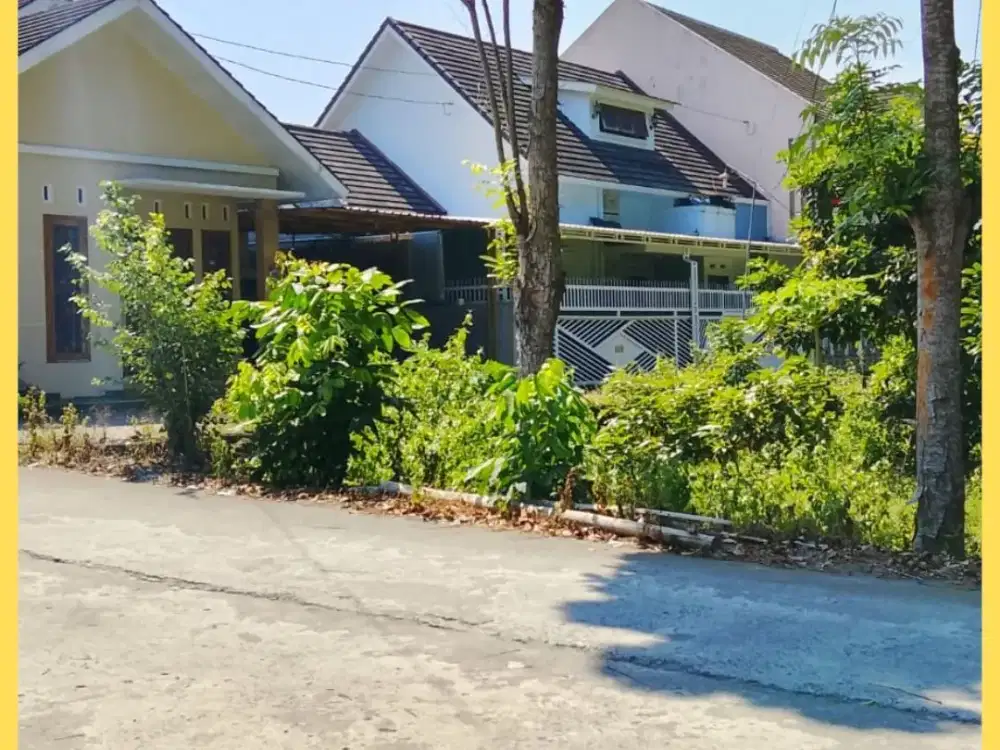 Tanah Jogja Kost Ekslusife 500 Meter Selatan Kampus UII Kaliurang