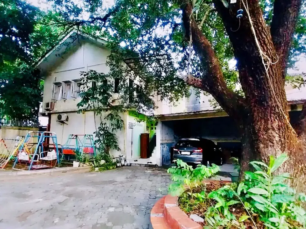 Rumah & Ruang Usaha Dijual di Ciracas, Jakarta Timur