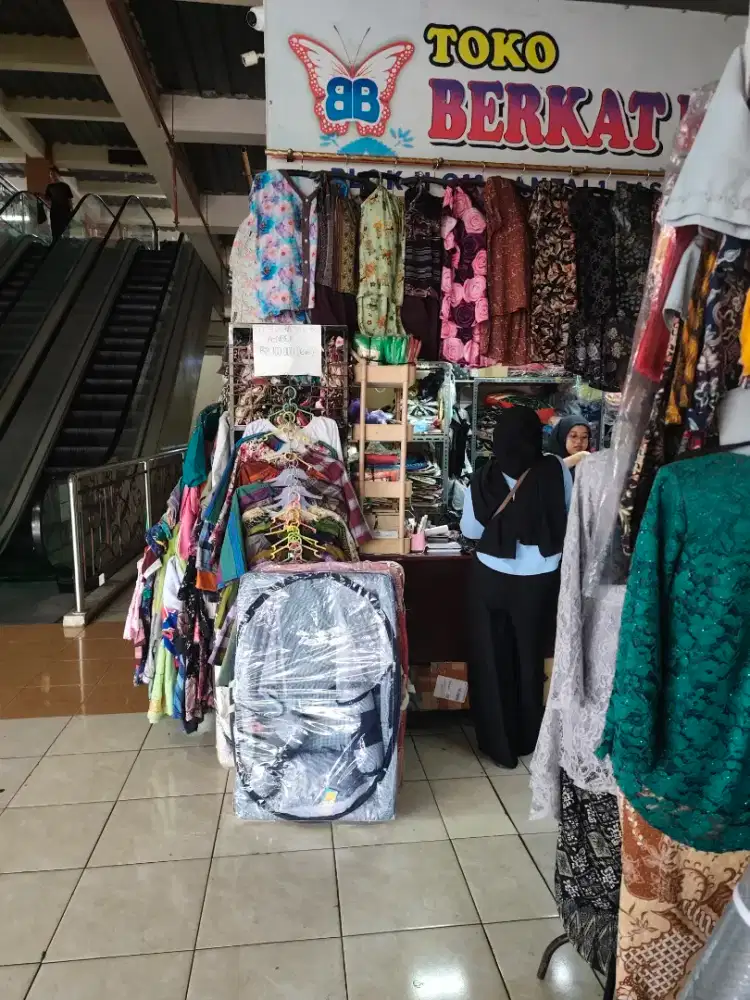 Pegawai Toko Serabutan