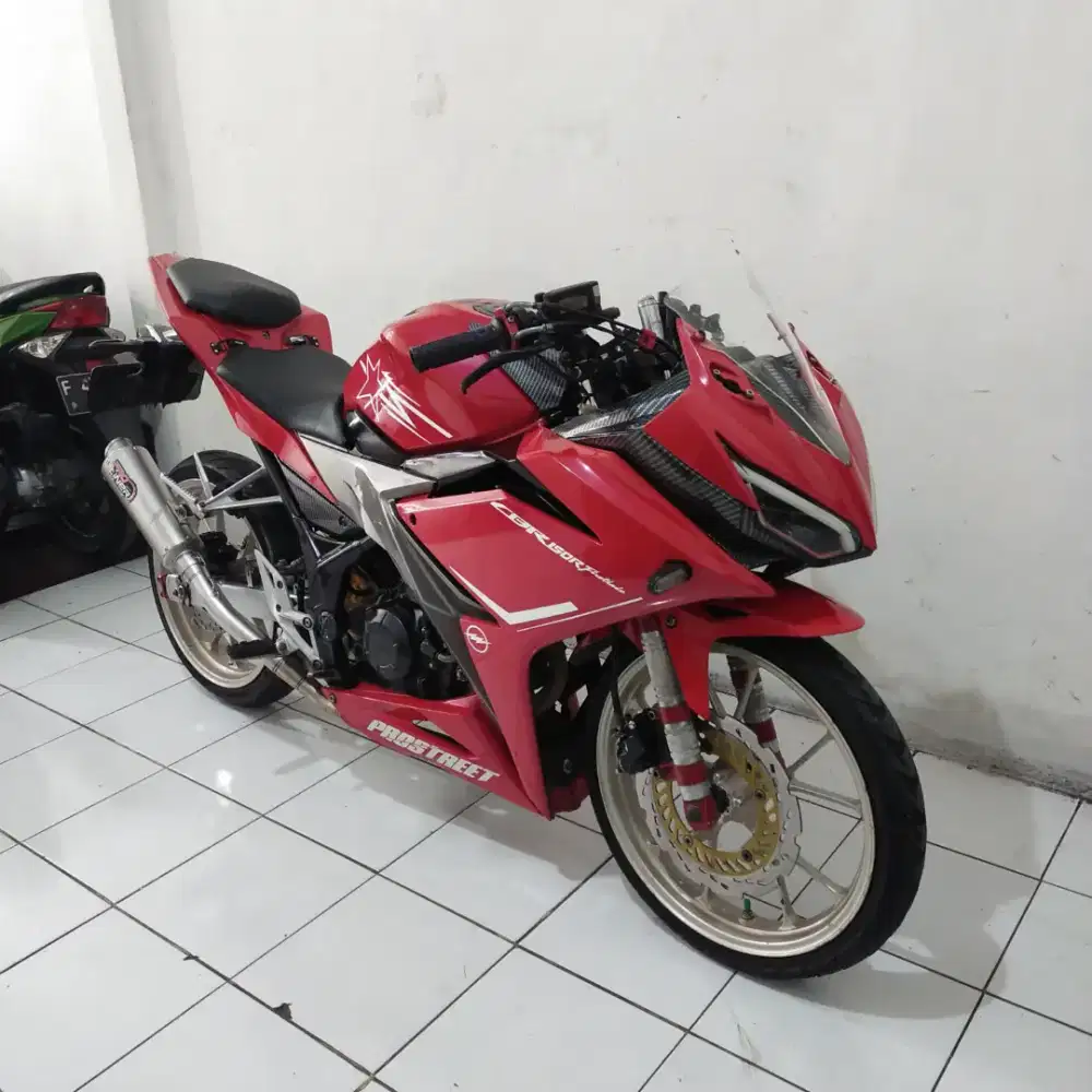 Honda CBR Facelift 2019 Mesin Cakep Bagus Lengkap