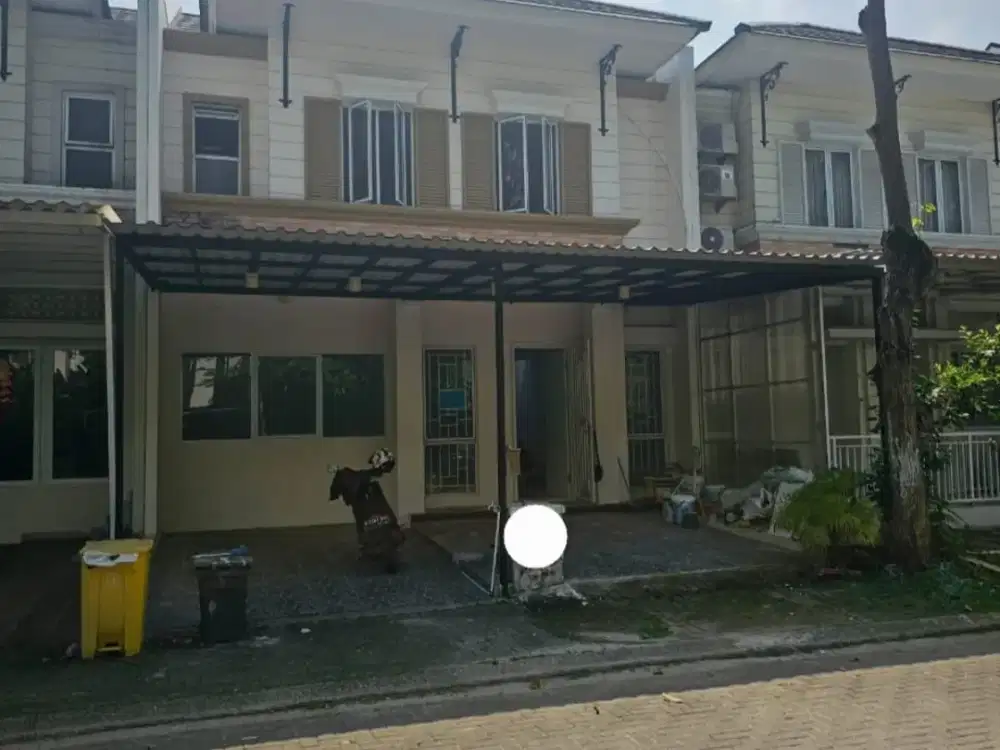 Rumah 2 lantai 4 kamar hadap selatan di Greenwich