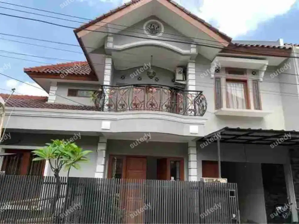 muraah! rumah terawat luas 159 di komplek margahayu raya