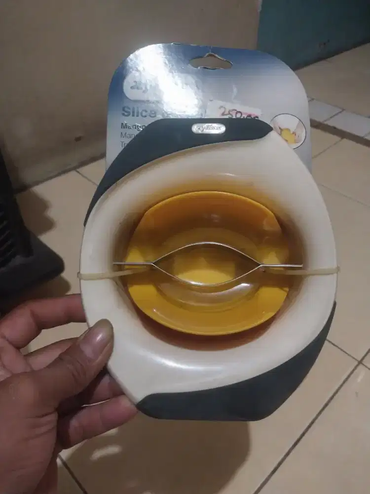 Zyliss pemotong mangga