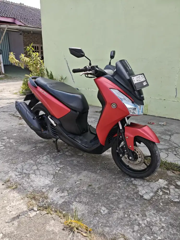 DJUAL YAMAHA LEXY 2019