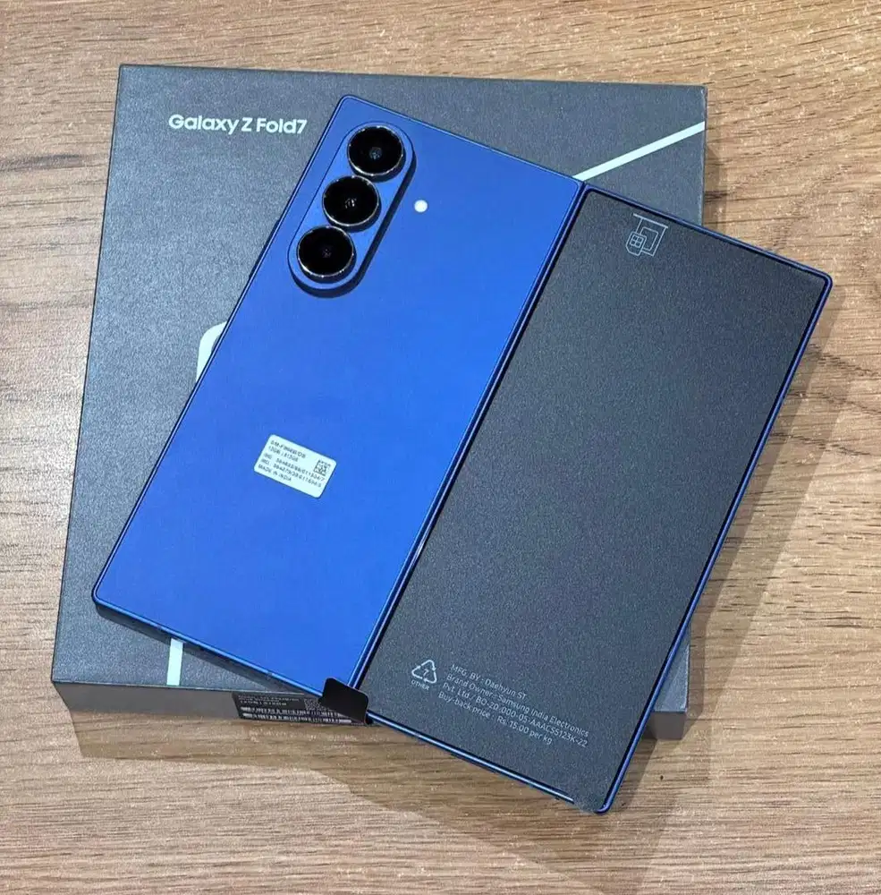 Samsung Z Fold 7 512 (baru) free anti gores depan