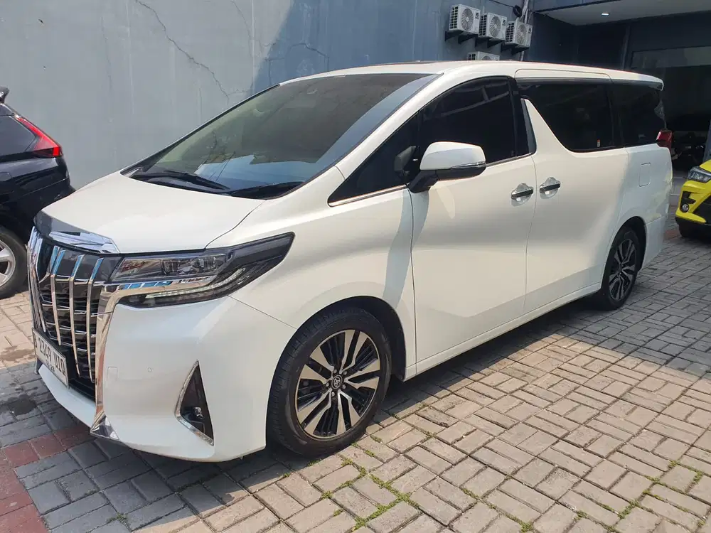 Toyota Alphard 2023 Bensin