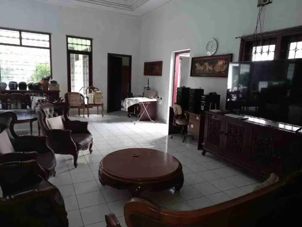 rumah strategis di jalan bengawan riau martadinata bandung