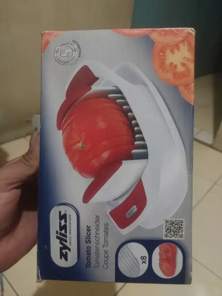 Zyliss tomato slicer