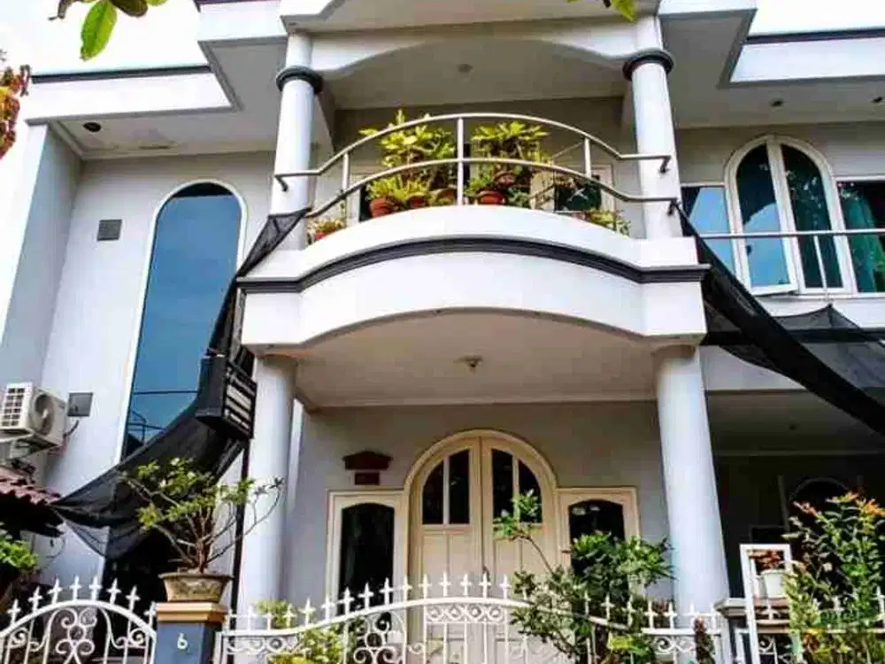 DIJUAL RUMAH BESAR SELANGKAH KE SUMARECON BEKASI, PERUMAHAN TYTYAN KENCANA