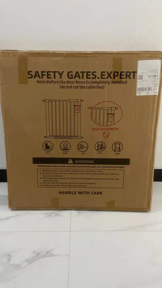 Dijual Pagar Pintu Pengaman Bayi Merek Uliance masih baru dan segel