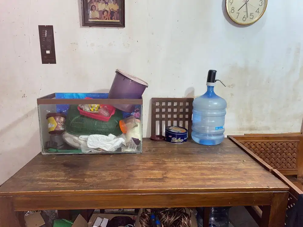 1 Set Meja makan Kayu jati asli 6 Kursi