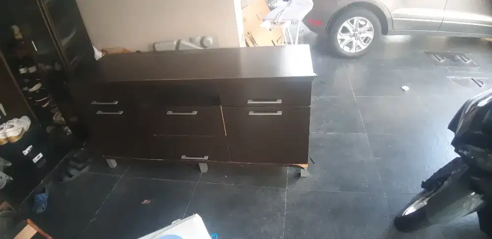 Laci meja masih lumayan