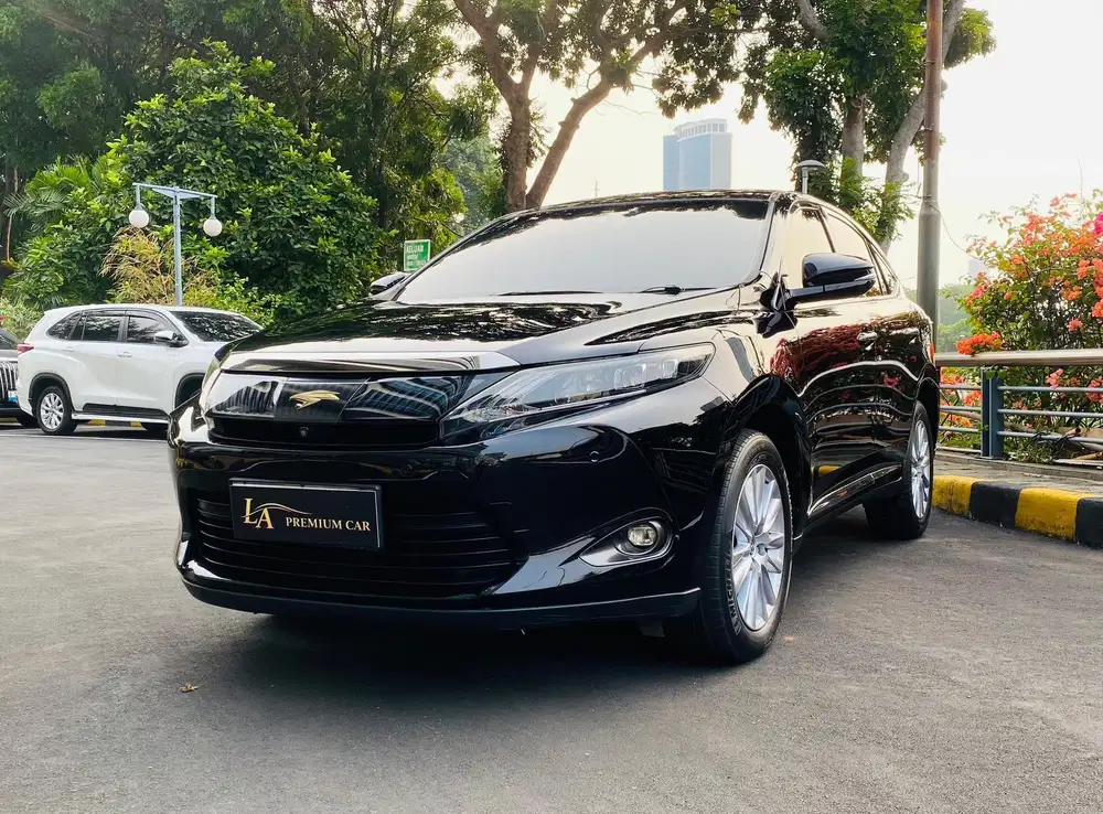 [ DIJUAL CEPAT ] Toyota Harrier 2.0 JBL Edition 2015