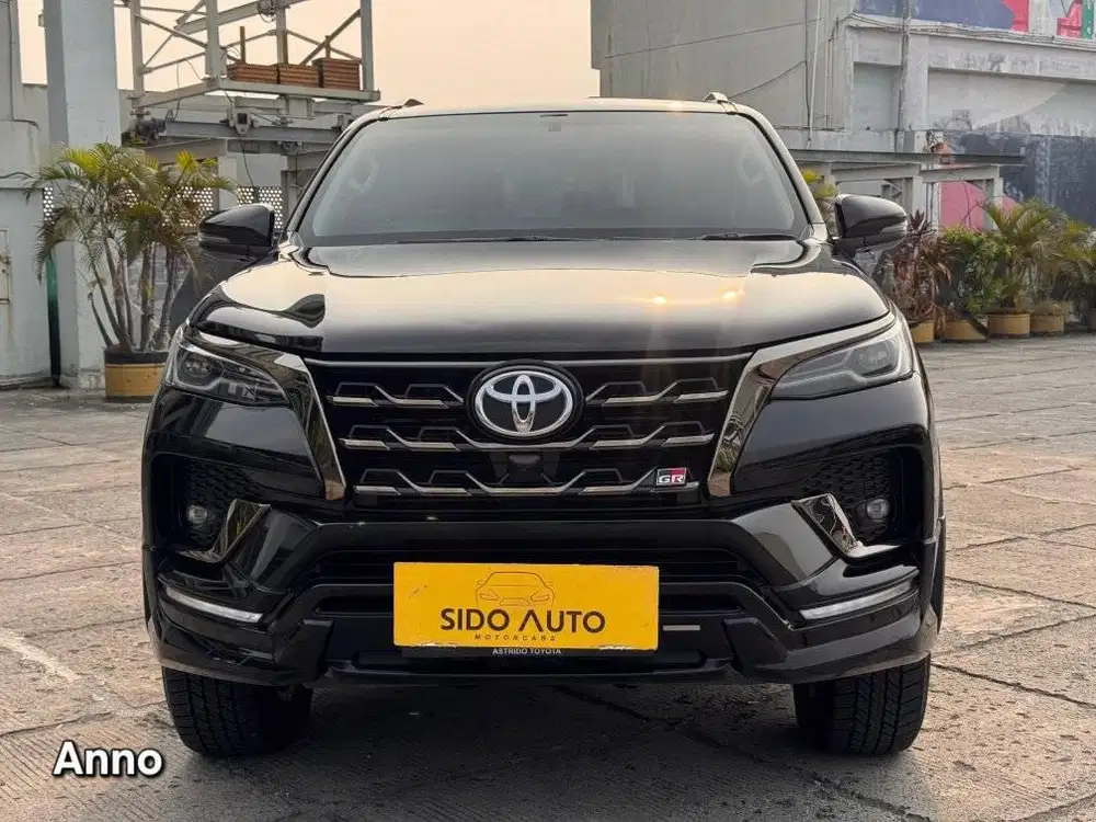 Toyota Fortuner GR Sport 2.8 AT 2023