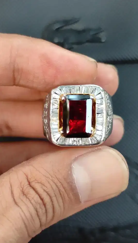 Natural Pyrope Garnet Ring Perak