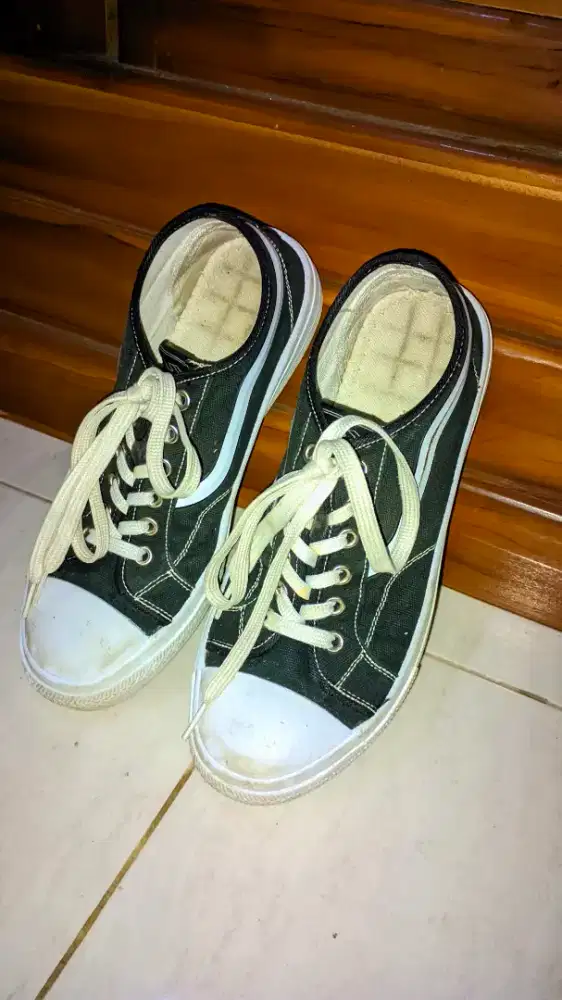 sepatu canvasss