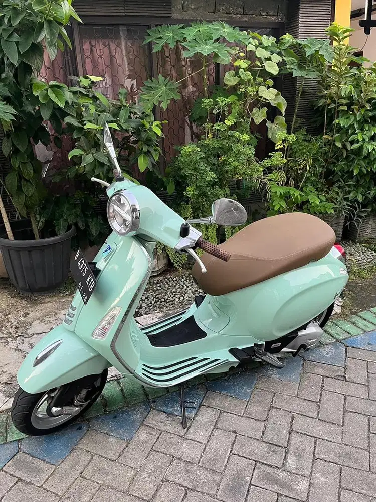 Vespa primavera IGET abs 150