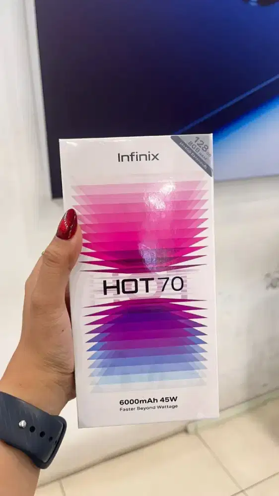 Infinix hot 70 4+4/128 segelbox garansi resmi