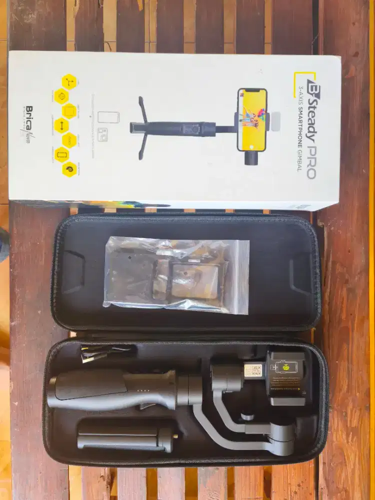 Brica B-Steady PRO - 3 Axis Smartphone & Action Cam Gimbal Stabilizer