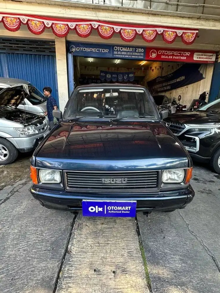 ISUZU 1996 PANTHER 2.3 DIESEL MT BIRU
JL.RAYA KENJERAN 286 OTOMART286