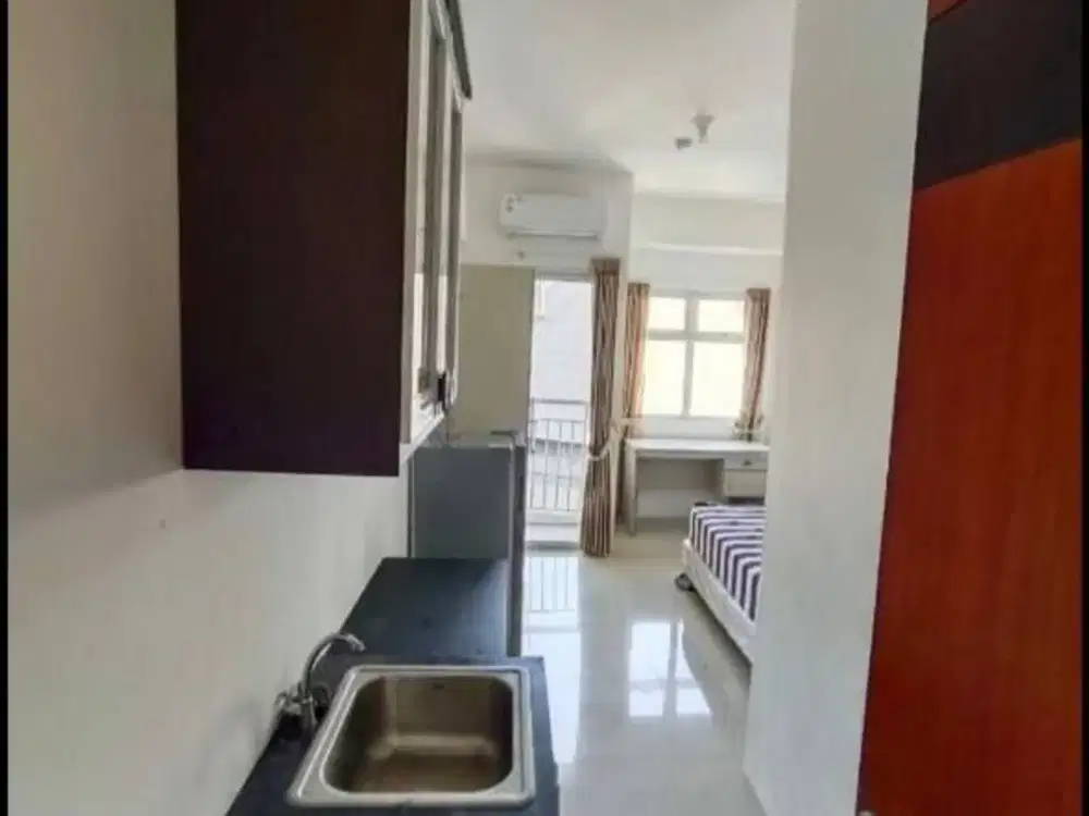 DIJUAL APARTEMEN GUNAWANGSA MERR TOWER B LANTAI 15 FURNISH