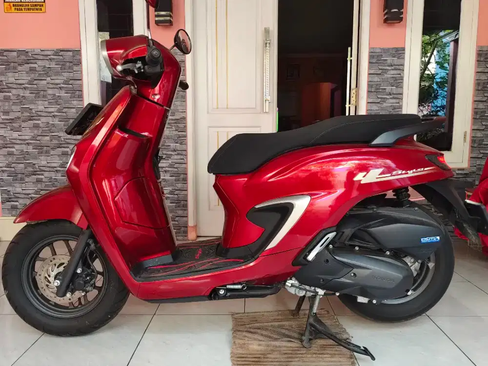 Di jual cepat staylo RED cbs 2024 ,
