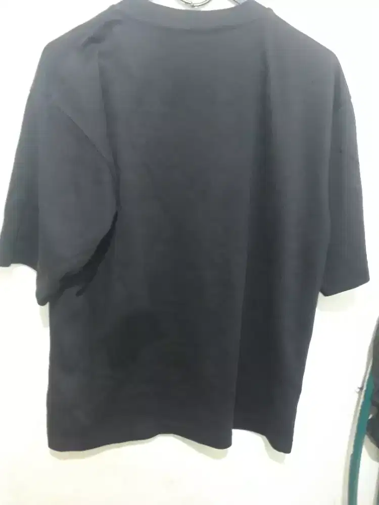 Uniqlo Hitam Unisex