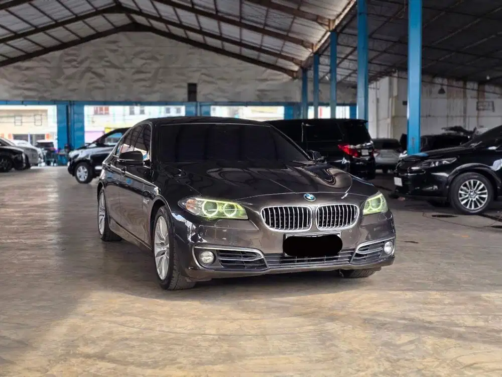 BMW 528I AT Matic 2015