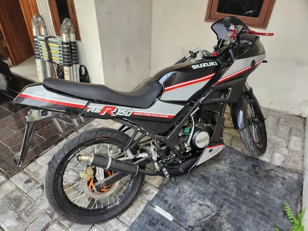 suzuki RGR sprinter baru bangun part SGP semua,karbu Mikuni TM 28,