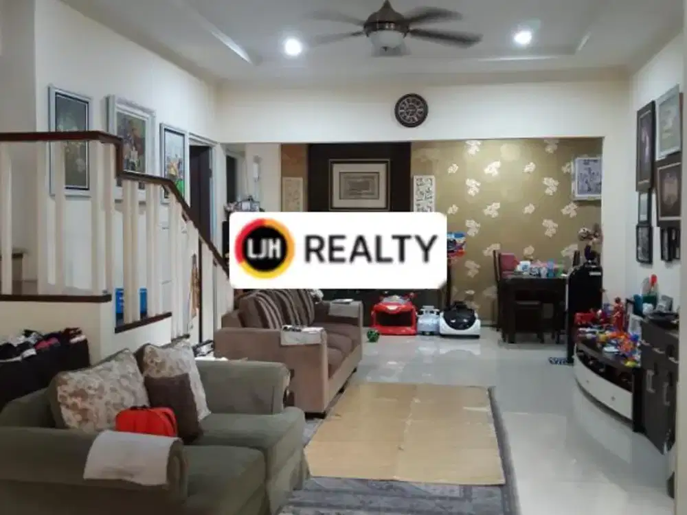 RUMAH HUK DI TAMAN PEGANGSAAN INDAH AREA KELAPA GADING JAKARTA UTARA