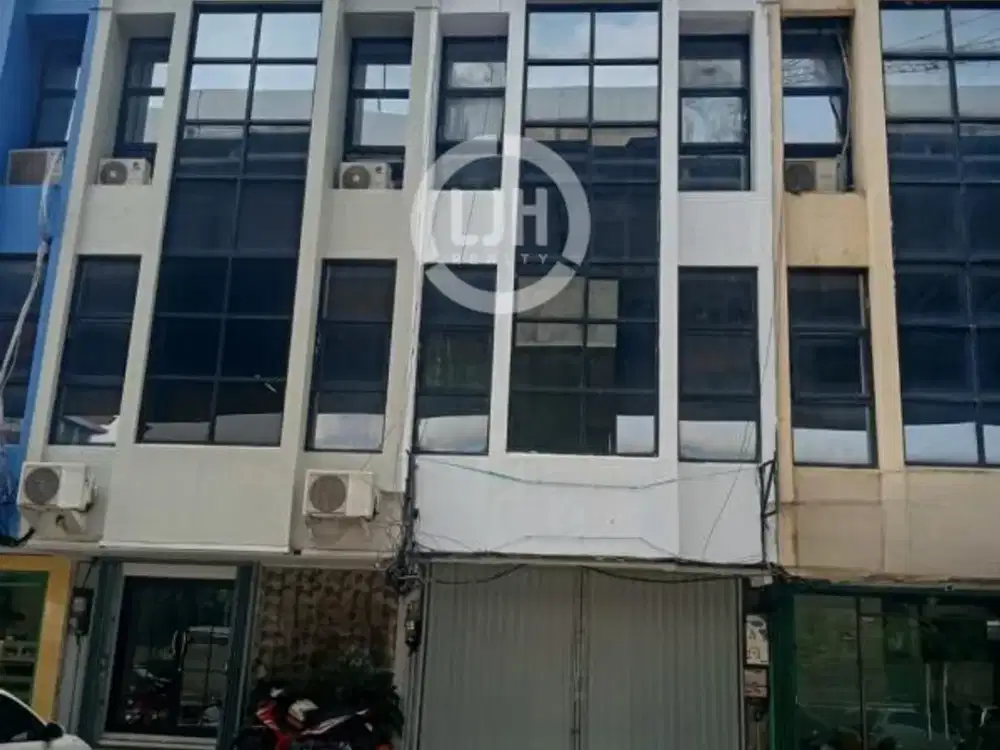 Ruko Disewakan di Boulevard Timur Raya Kelapa Gading Jakarta Utara