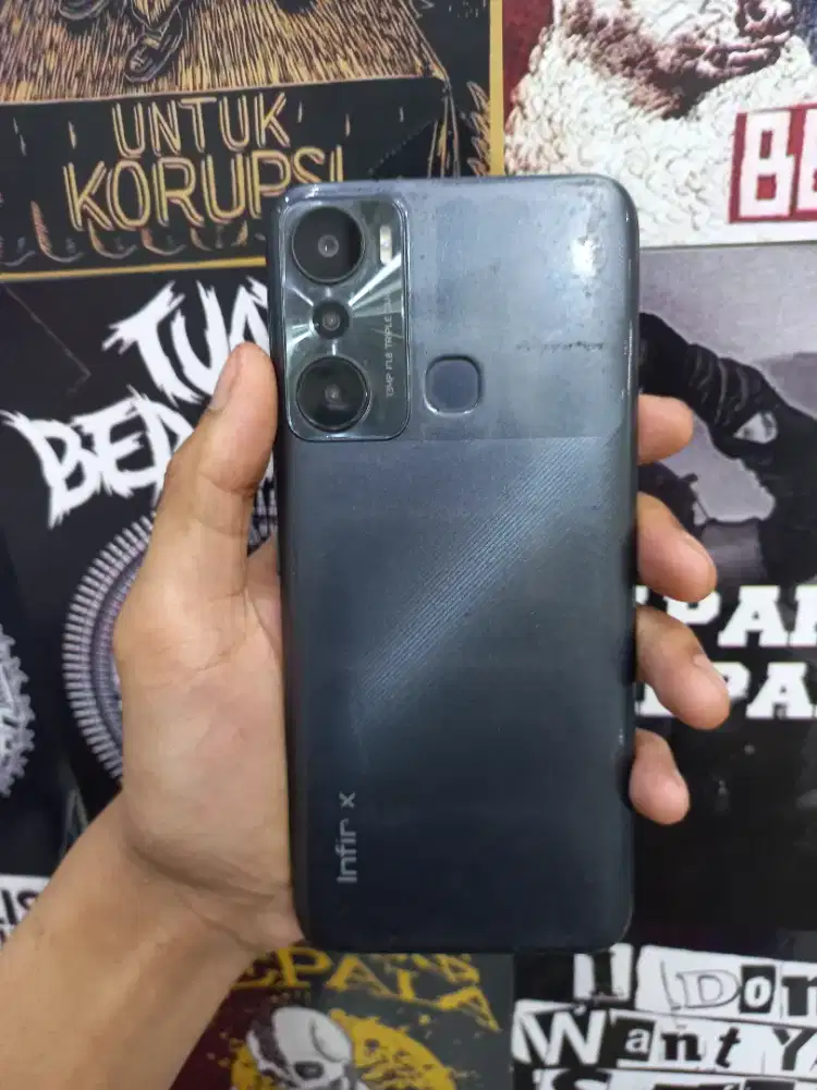 Infinix hot20i 4/64gb
