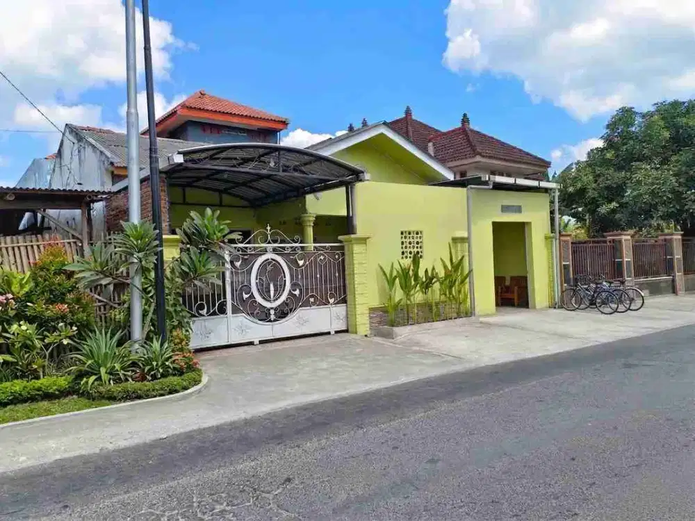 JUAL RUMAH STRATEGIS KADEMANGAN BLITAR