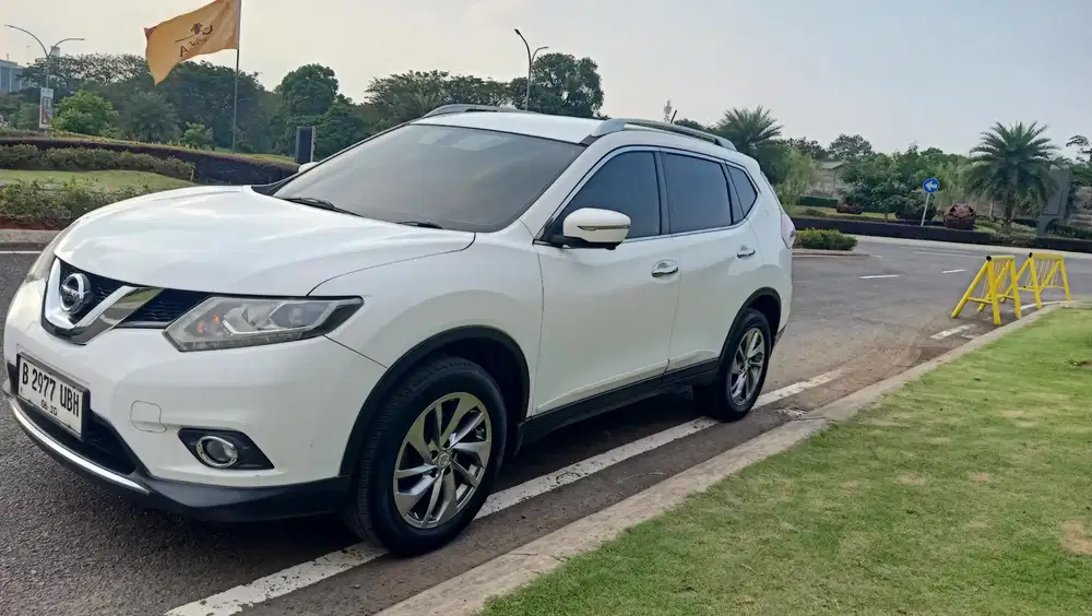 Nissan X-Trail 2015 Bensin