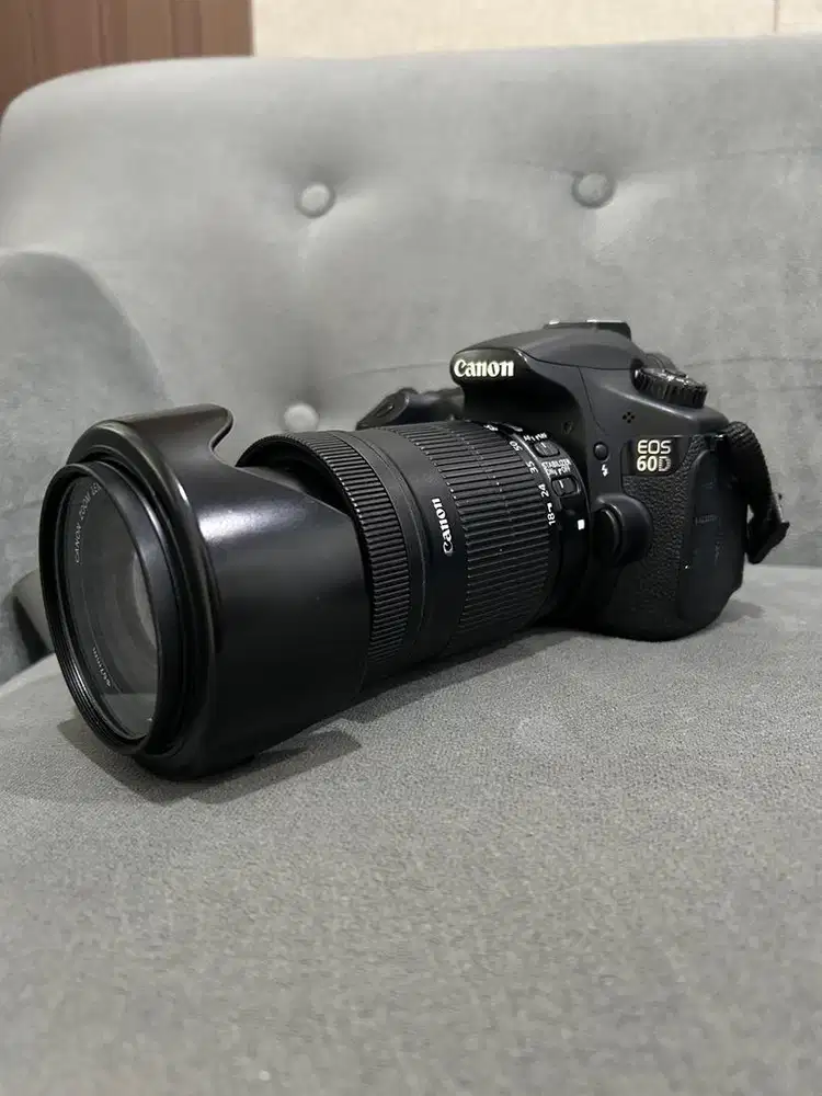 Canon 60D plus lensa 18-135 termurah