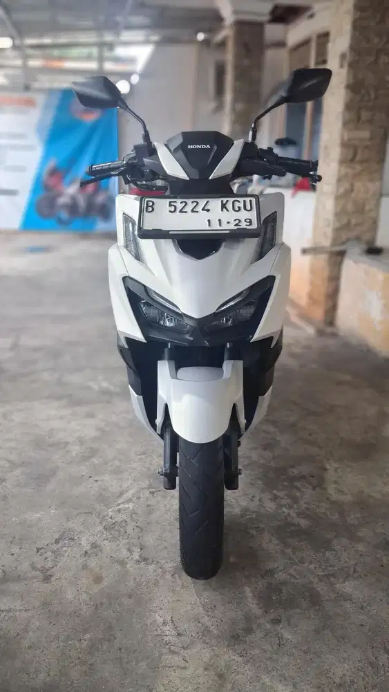 (A) Honda Vario 160 CBS tahun 2024 KM LOW 14RB