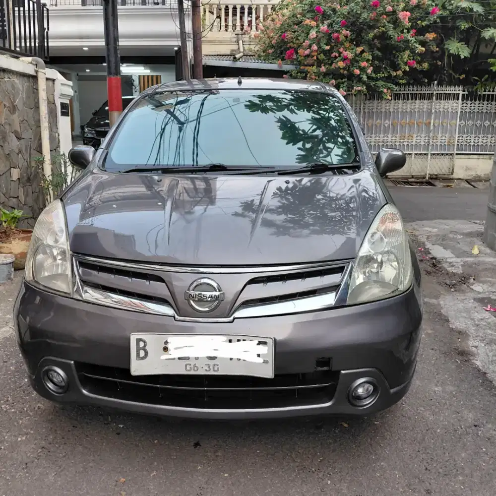 Nissan Grand livina 2013 SV Matik