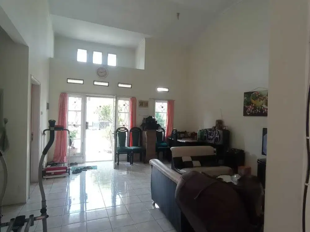 Rumah Bagus Nyaman di Kota Baru Parahyangan Jingganagara