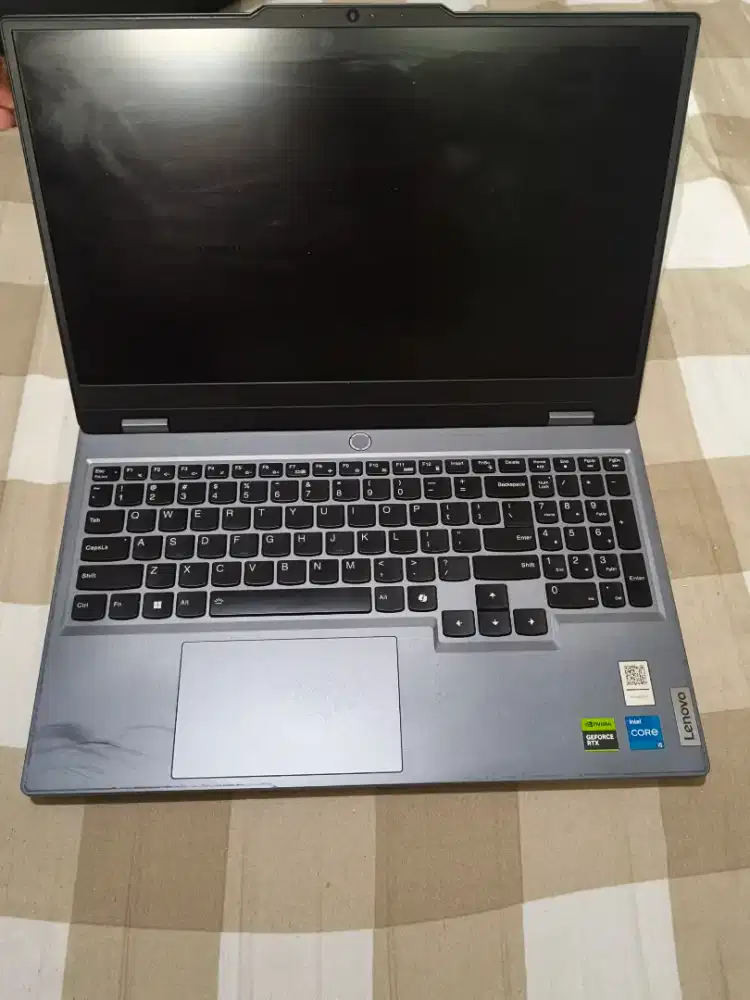Lenovo LOQ 15IAX9 Gaming (RTX 3050 6GB) - Mulus, Garansi Resmi Panjang
